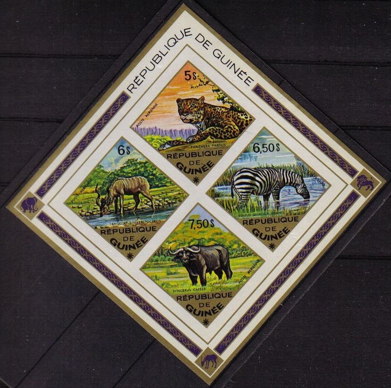 z vendido Republica de Guinea 1975 Scott 689/92 Sellos * Animales Pantera, Cebra, Bufalo, Gran Kudú sin dentar ni goma 